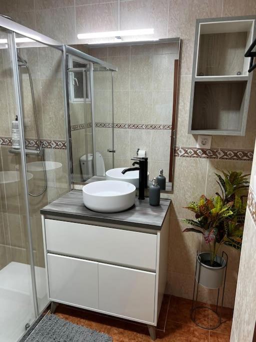 2 Bedroom Levante Beach Benidorm Eksteriør bilde